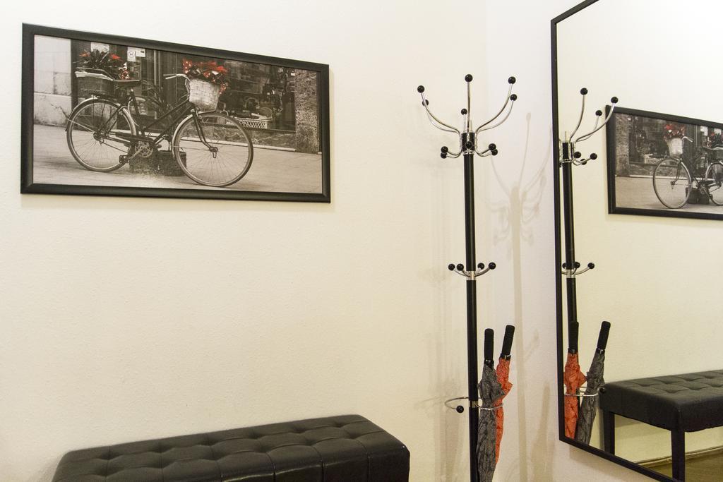 Central Danube Apartment Budapest Esterno foto