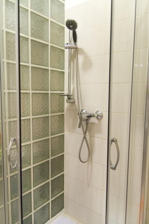 Central Danube Apartment Budapest Esterno foto